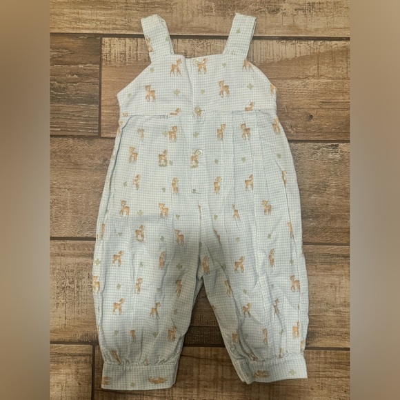 Like New House of Hatten Boys One Piece Smocked Outfit Size 6 Months - Picture 5 of 6